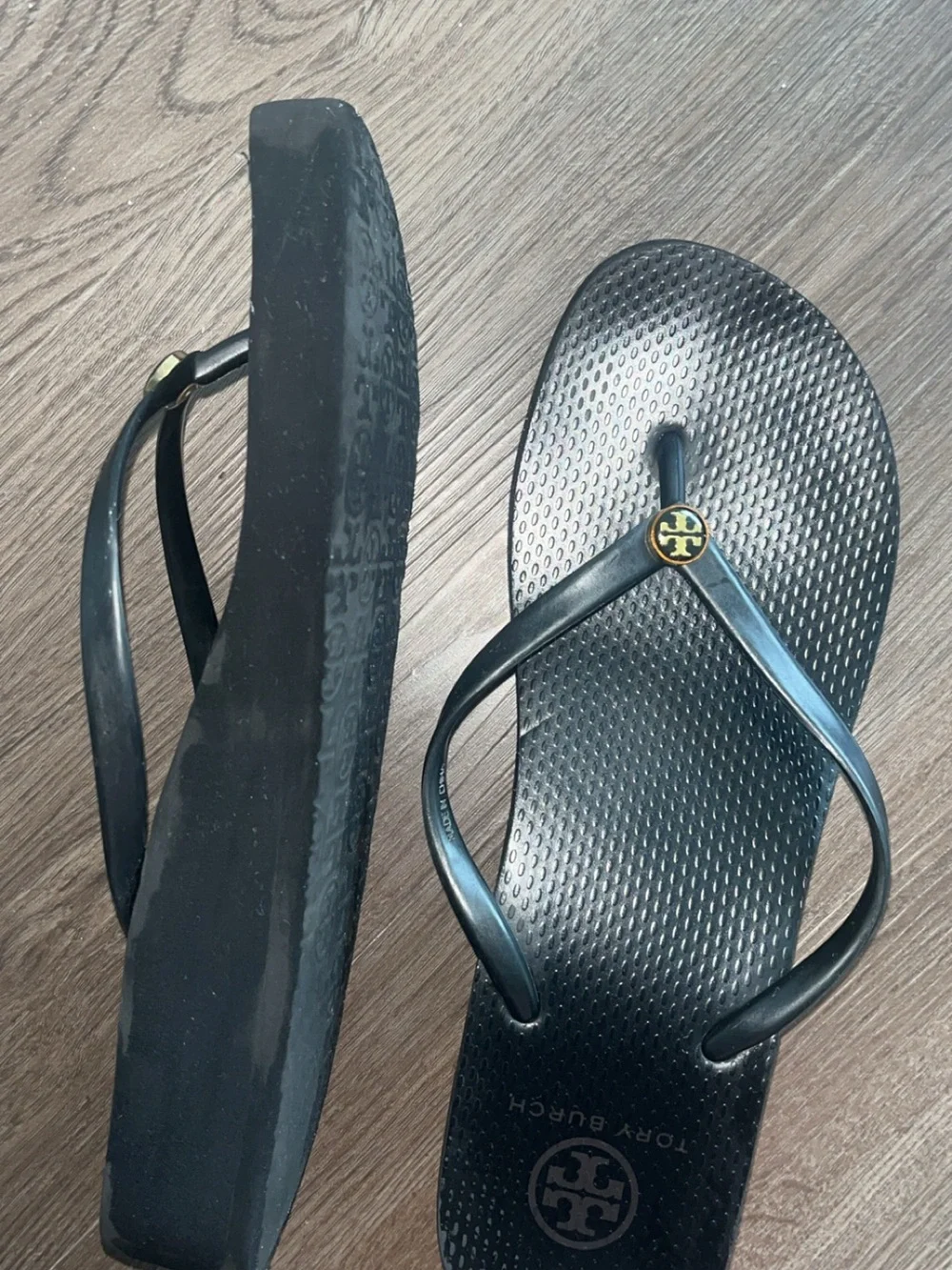 Tory Burch Metallic Black Jelly Flip Sandals with Gold Logo